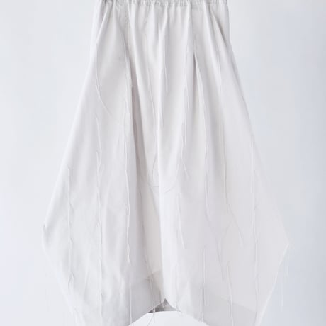 DK29-08-S04／Whisper Flow Cut Jacquard Draped Detail Skirt／2COLORS