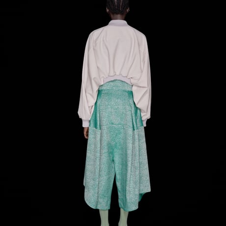 DK30-07-P03／Grain Bright Jacquard Bell Silhouette Pants／2COLORS