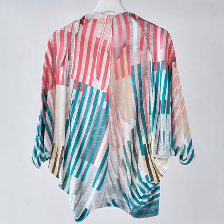 DK29-CS01-T01／”Hybrid Motion” Print ／60C/Mo Smooth Draped Top／2COLORS