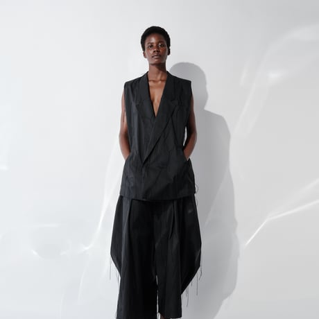 DK29-08-V02／Whisper Flow Cut Jacquard Sleeveless Jacket／2COLORS