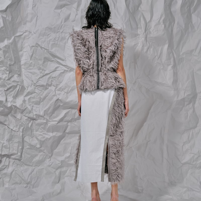 DK28-07-B03／Long Shaggy Jacquard Buttoned Blous