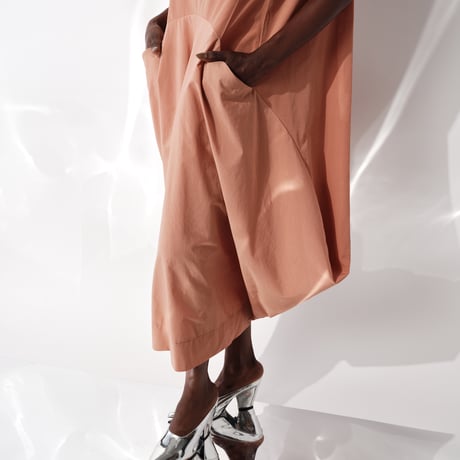 DK29-02-D05／Ny/C Luster Poplin Sleeveless Dress／2COLORS