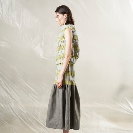 DK27-CS05-T05／High-Twist Double Jacquard High Neck Top／2COLORS
