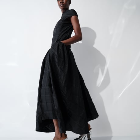 DK29-03-D01／Ny Shadow Border Gathered Dress／2COLORS