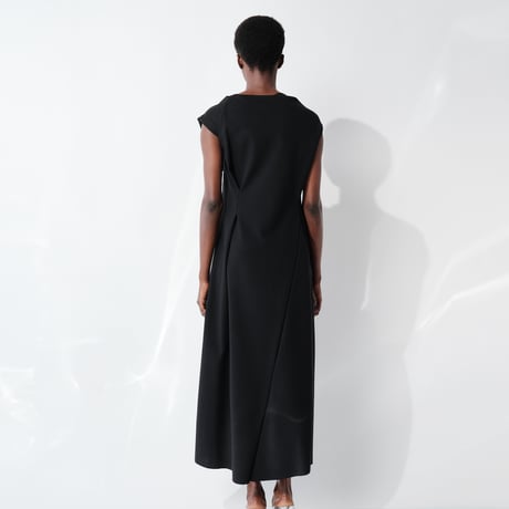 DK29-CS03-O03／40/1 Strong Twist SZ Soft Stretch Ponte Asymmetric Design Dress／2COLORS