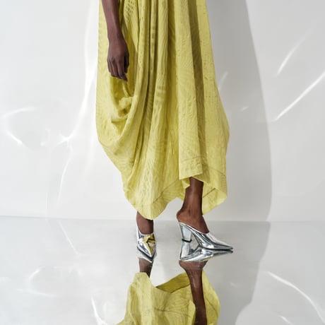 DK29-04-O10／Shadow Wave Jacquard Sleeveless Dress／2COLORS