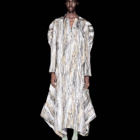 DK30-01-D06／Abstract Print & Embroidery V-neck Long Dress／1COLOR