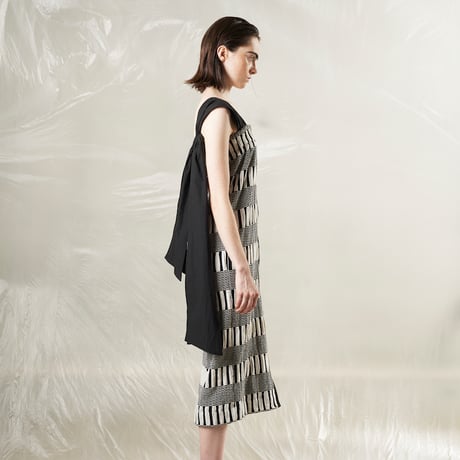 DK27-CS05-O06／High-Twist Double Jacquard Dress／2COLORS