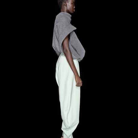 DK30-CS03-P01／Technorama Double-Knit Curved Silhouette Pants／2COLORS