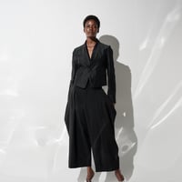 DV-069／“BASICS” Ultra Fine Summer Wool Tucked Drape Pants／1COLOR