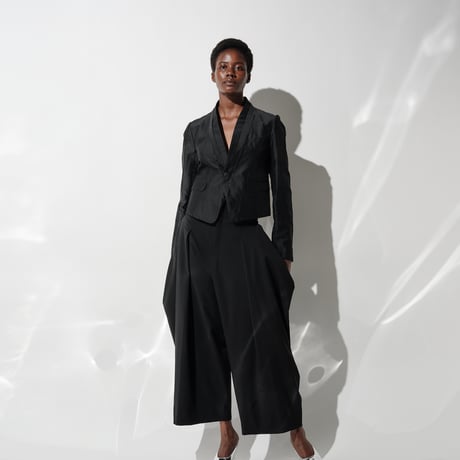 DV-069／“BASICS” Ultra Fine Summer Wool Tucked Drape Pants／1COLOR