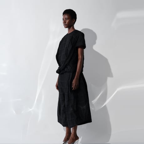 DK29-03-T06／Ny Shadow Border Twisted Top／2COLORS