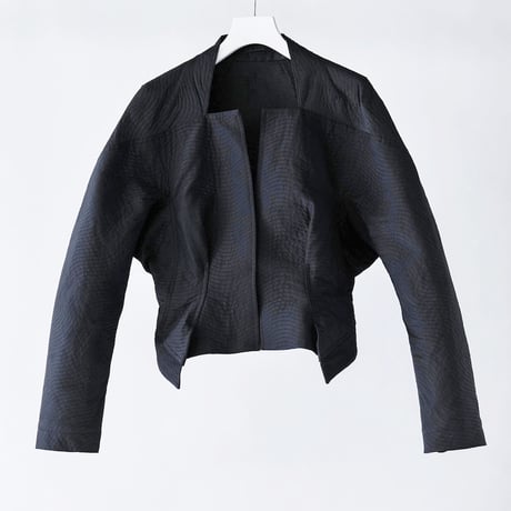 DK29-09-J04／Ridge Wave Matelassé Short Jacket／1COLOR