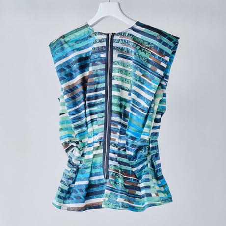 DK29-01-B01／“Hybrid Motion” Print ／ Rayon Cotton Satin Buttoned Blouse／2COLORS
