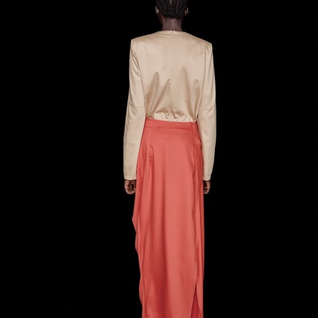 DK30-05A/B-T07／BONOTTO Liquid Wool Satin / Acetate Double Satin Shoulder-padded Top／3COLORS