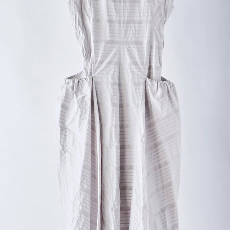 DK29-03-D01／Ny Shadow Border Gathered Dress／2COLORS