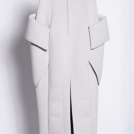 DK24-CS05-S02／Wool Ponti x 3D Mesh Bonding Skirt／2COLORS