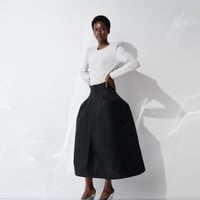 DK29-09-S05／Ridge Wave Matelassé Volume Skirt／1COLOR