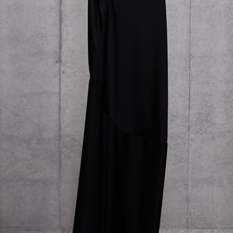 DK30-05A/B-D02／BONOTTO Liquid Wool Satin / Acetate Double Satin One-shoulder Dress／3COLORS