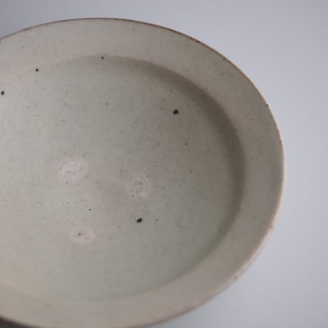粉引 白釉 リム皿 6寸 / 下村 淳