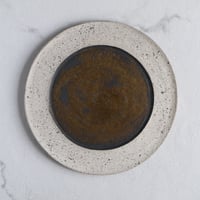 白砂×枯金 リム皿 φ25  / 若狹 祐介