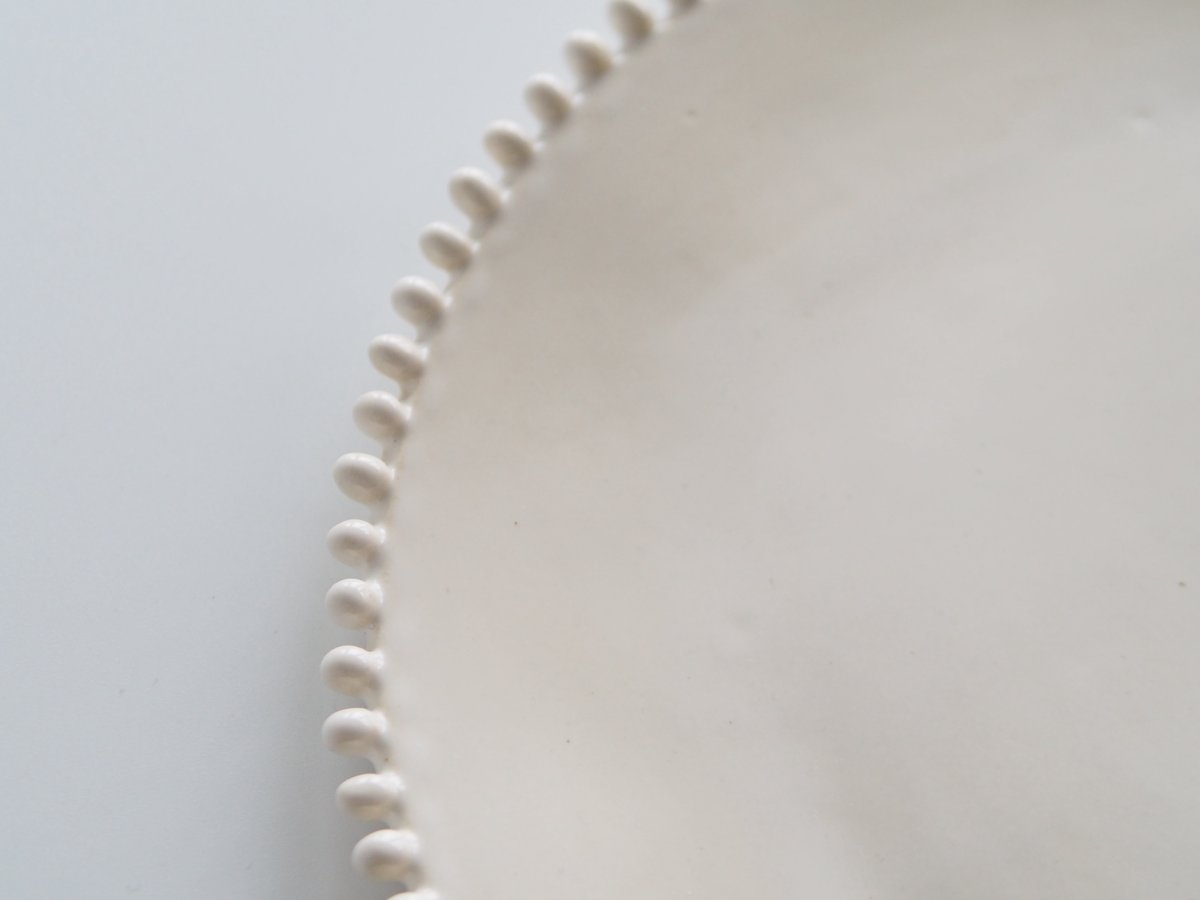 PERLE WHITE medium / AYA COURVOISIER | cafe des