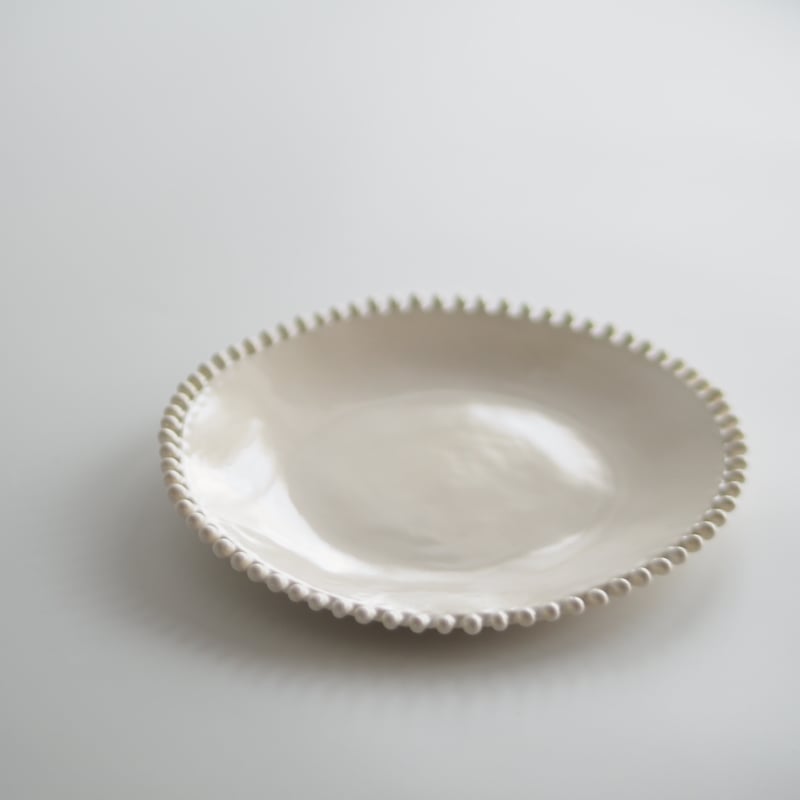 aya courvoisier アヤクヴァジエ パールプレート ② PERLE WHITE small / AYA COURVOISIER | cafe desi