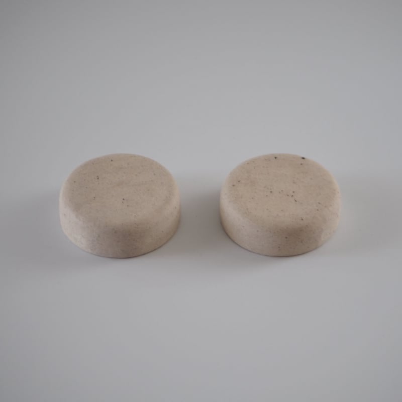 やわらかな白釉の手作りバターディッシュ 楽天市場】段重 渕金 白マット 身 // 重箱 お重 磁器 食器 陶器