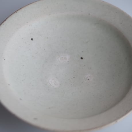 粉引 白釉 リム皿 6寸 / 下村 淳
