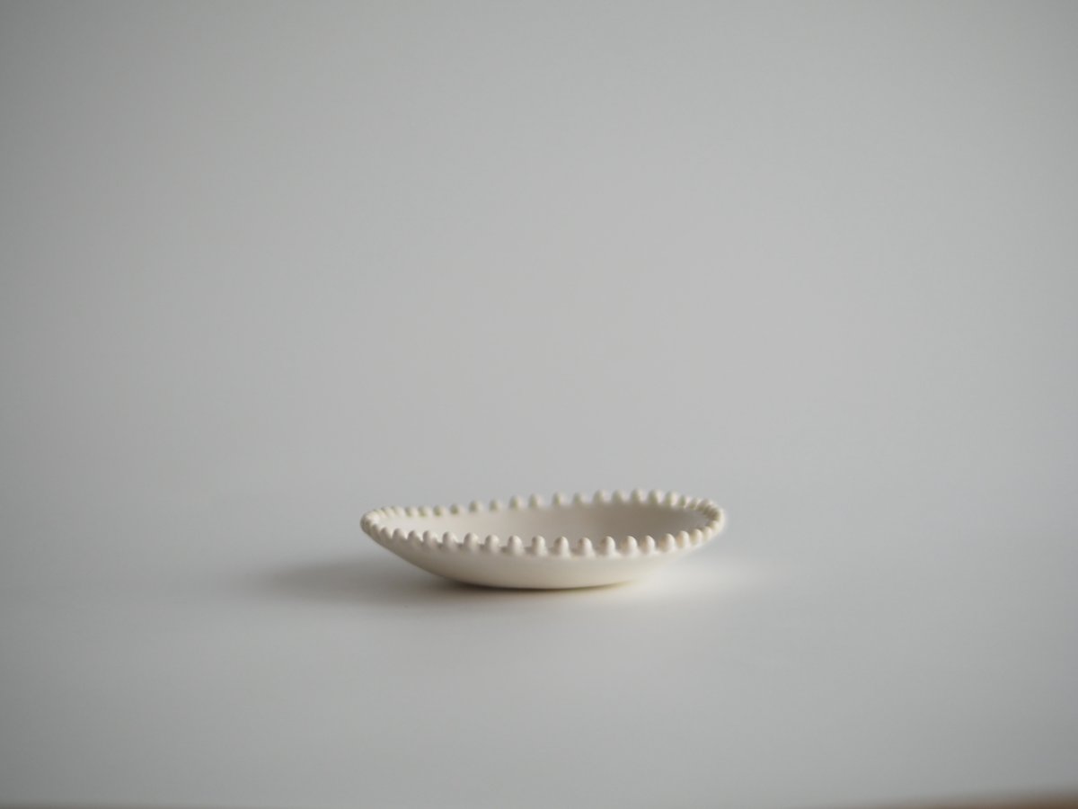 *新品未使用*　aya courvoisier　パールプレート　大 新品未使用* aya courvoisier パールプレート 大 - メルカリ