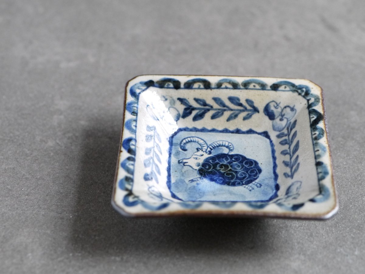 【ヒヅミ峠舎】染付 カメラ豆皿 2点セット 作家さんの器と暮らしにまつわる道具のお店｜イロドリ