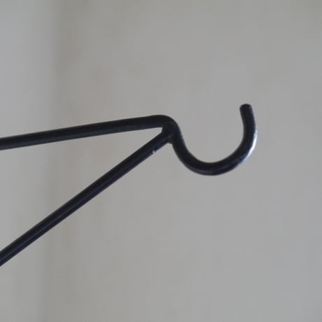 BRACKET HANGING