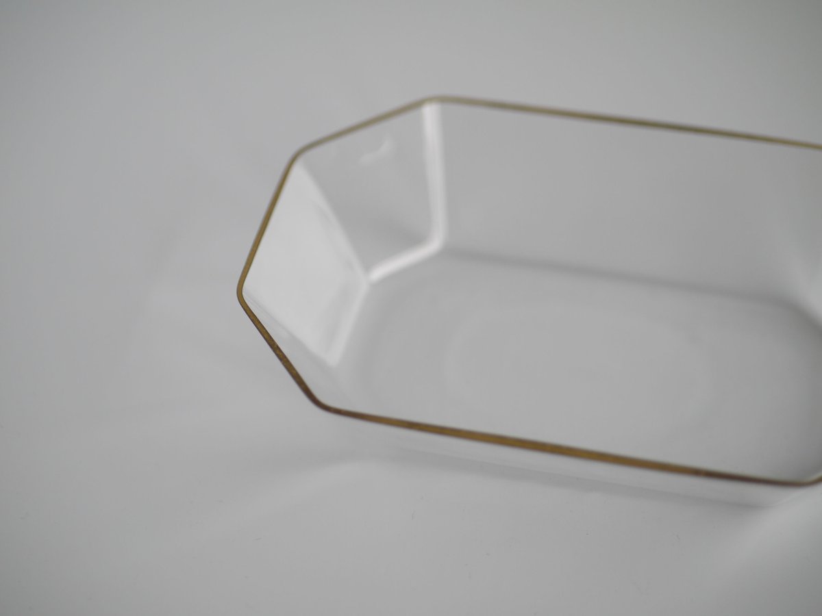 谷口嘉 ガラス製 金色の縁取りのオーバル皿 谷口嘉 ガラス製 金色の縁取りのオーバル皿
