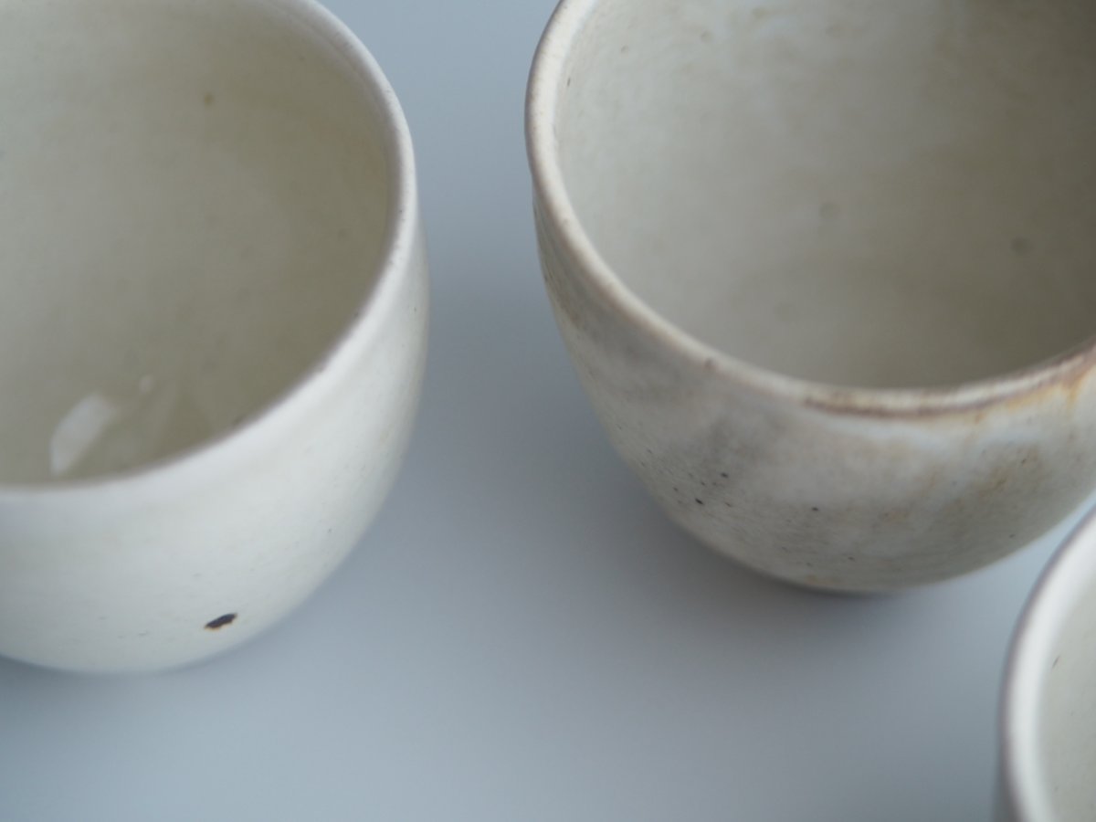 粉引 ルチル釉 湯呑 大きめ / 下村 淳 | cafe design shop ninaite