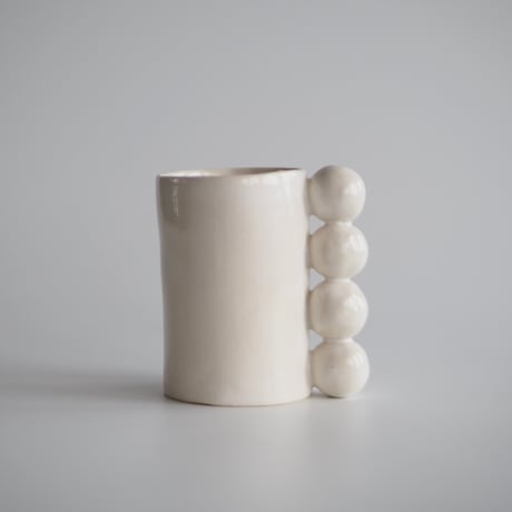 PERLE MUG 4 / AYA COURVOISIER