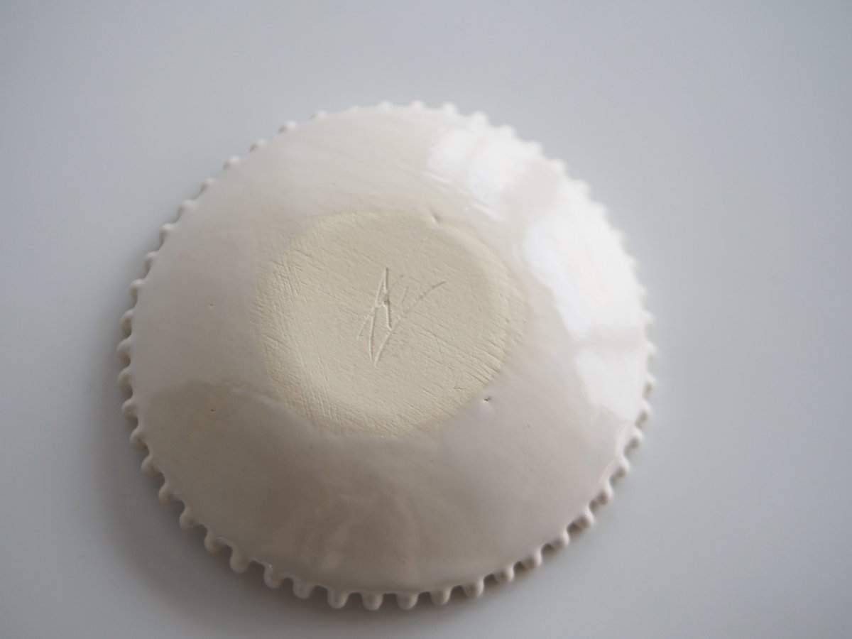 PERLE WHITE xs / AYA COURVOISIER | cafe design