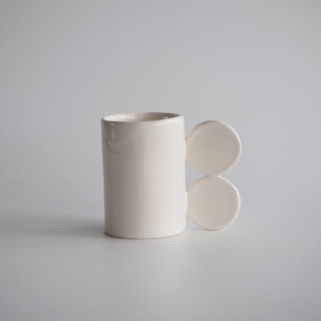 FLAT MUG 2 / AYA COURVOISIER