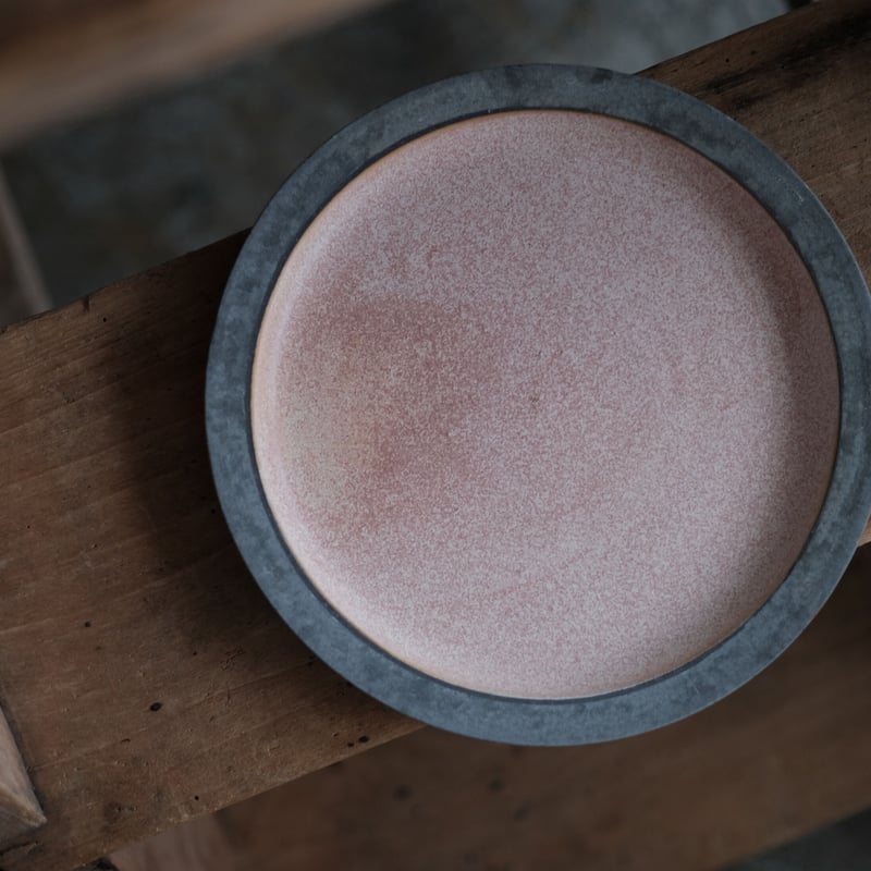 大森健司 皿 器 作家/2枚セット 黒土リム皿 (リム細) / 大森 健司 | cafe design shop ninaite