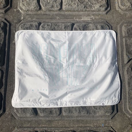 Selection of life. Ripstop Blanket WHITE
