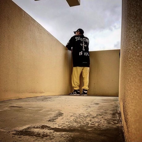 Selection of life. Checker Cross Print Crew Sweat GRAY
