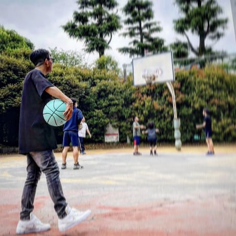Selection of life.Turqoise Blue Tagline Tee BLACK
