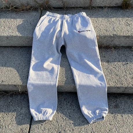 Selection of life. TRICO LOGO Pants ASH
