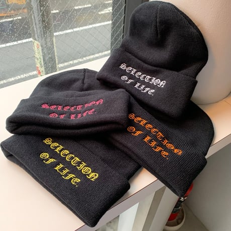 Selection of life. Old English Brand LOGO Beanie BLACK×WHITE