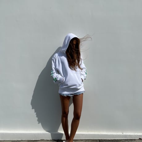 Selection of lif. Cross LOGO Hoodie WHITE