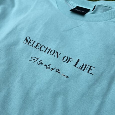 Selection of life.Turqoise Blue Tagline Tee WHITE