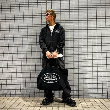 Selection of life. OVAL LOGO Zip Tote bag OLIVE