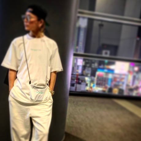 Selection of life. 5th anniversary Shoulder Pouch WHITE
