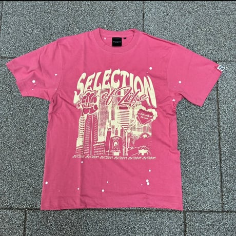 Selection of life. Self Touch-up City Graffic Tee RED