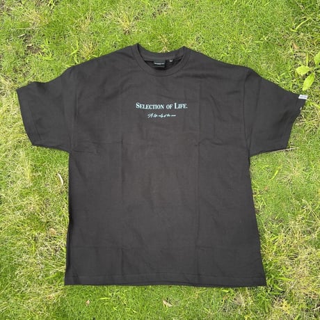 Selection of life.Turqoise Blue Tagline Tee BLACK