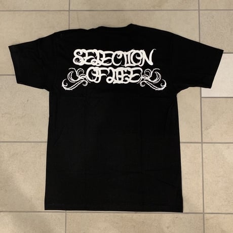 Selection of life. S LOGO ROSE Tee Black
